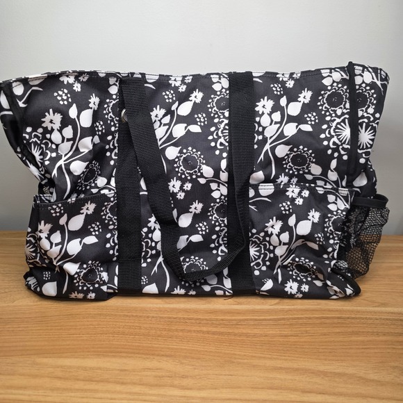 Thirty One 31 7 Piece Set Timeless Memory Pouches Wallet Water Bottle Tote Bag - Picture 11 of 15